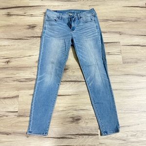 American Eagle super stretch skinny jeans size US 10